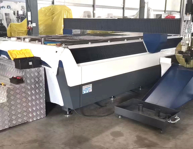 JLNS4015 m&aacute;quina de corte a laser de alta efici&ecirc;ncia e opera&ccedil;&atilde;o est&aacute;vel